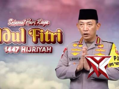 Saat takbir menggema di seluruh penjuru negeri, menyambut hari yang suci, menuju kebaikan yang lebih