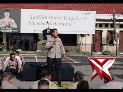 *Kapolres Kediri Tekankan Soliditas dan Semangat Anggota dalam Apel Jam Pimpinan*