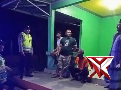 Patroli polsek ngariboyo pembinaam poskamling di desa baleasri
