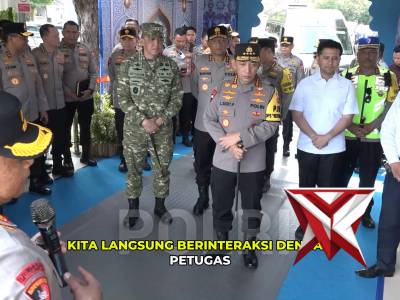 Kapolri jendral Drs.Listyo Sigit Prabowo, M.Si., meninjau langsung kesiapan posko terpadu di stasiun