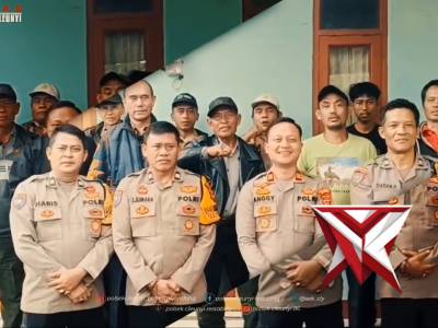 Polsek Cileunyi melaksanakan kegiatan Silaturahmi Kamtibmas di wilayah hukumnya