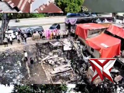 KAPOLRES PGAN ILIR BESERTA KRTIA BHAYANGKARI BESETTA BAZNAZ OI MEMBETIKAN BANYUAN KEPADA KORBAN KEBA