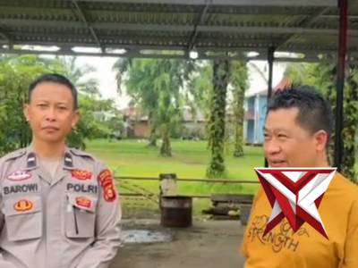 *Pemudik dari Bekasi Apresiasi Pelayanan Polsek BTS Ulu*

Seorang pemudik Lebaran dari Bekasi, Bapak
