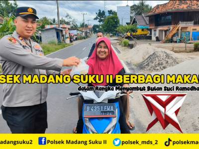 BERBAGI MAKANAN MENJELANG RAMADHAN - PoliceTube