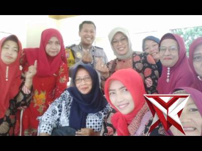 Bersama kader desa - PoliceTube