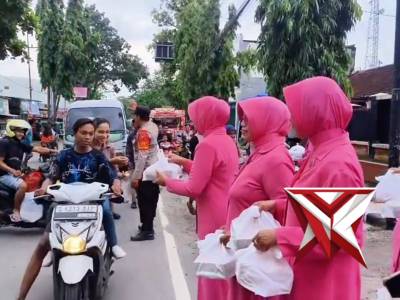 BAGI TAKJIL POLSEK DANDER