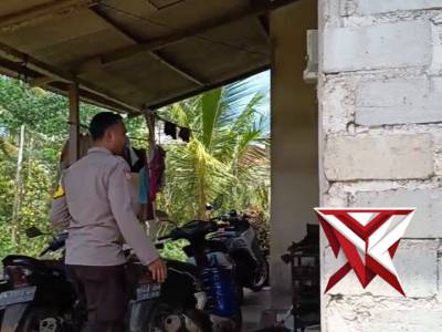 Personil Polsek Riau Silip Bersama Bhabinkamtibmas Jum'at Berkah