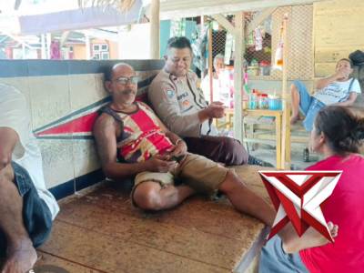 Bhabin neg.hulaliu melakukan kedekatan kpda masyrakst neg.hulaliu