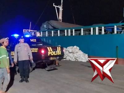 Giat Patroli Blue Light dialogis dengan pekerja Antisipasi 3C situasi aman terkendali