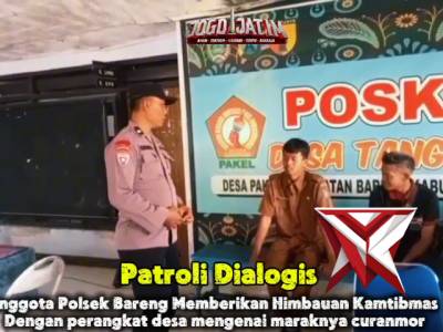Patroli Dialogis Sambang Desa dengan Perangkat desa Pakel  memberikan himbauan kamtibmas