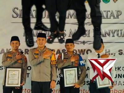 11. Pengharaaan Kapolres Muba kepada pers Polsek Tungkal Jaya