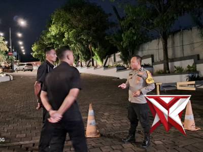 Sambang Satpam, Bhabinkamtibmas Tingkatkan Kewaspadaan Selama Ramadhan - PoliceTube
