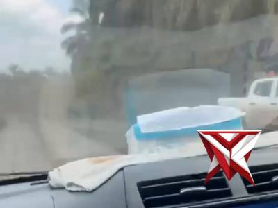 Pemudik Asal Jambi Tersesat di Muba, Polisi Gerak Cepat Berikan Bantuan Arah

Musi Banyuasin