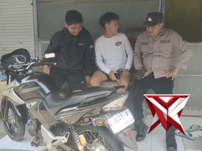 POLSEK BALONGPANGGANG: SAMBANG DESA