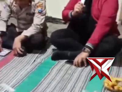 Polsek Karangpilang Mengadakan Giat Cangkrukan Kamtibmas - PoliceTube