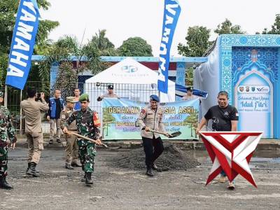 Polres OKI dan instansi terkait bahu membahu dalam penampalan jalan