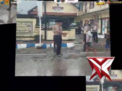 Polsek Sumenep Kota Berbagi Takjil