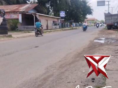 Pantauan personil Polsek BTS Ulu Polres Musi Rawas, arus balik Jalan Musirawas -Pali