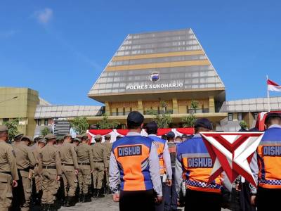Apel Gelar Pasukan Ops Ketupat Candi 2026