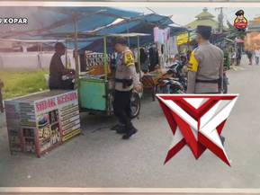 giat patroli dan pengamanan pasar ramadhan di wilkum polsek rantau kopar