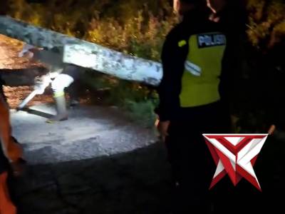 Bhabinkamtibmas bersama linmas dan warga - PoliceTube