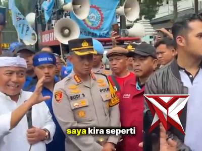 Polda Jabar Kawal Audiensi Buruh di Gedung Sate