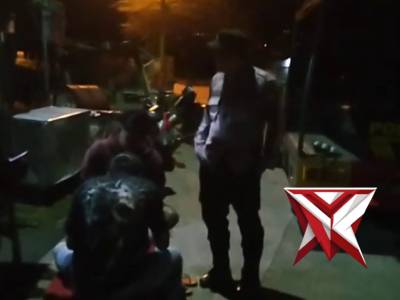 Cooling System warga Desa Padi, Kec. Gondang