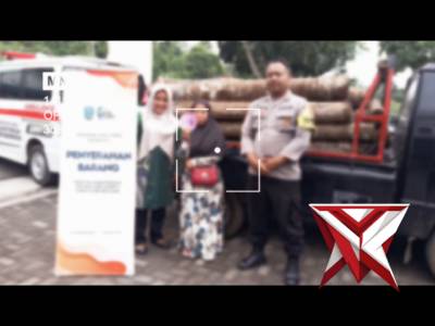 PENYERAHAN BARANG KEPADA KELUARGA PENERIMA MANFAAT DESA MAJANG TENGAH DAMPIT