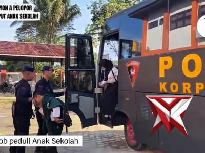 Bus Gratis Satbrimob Polda Kaltara Antar Jemput Anak Sekolah