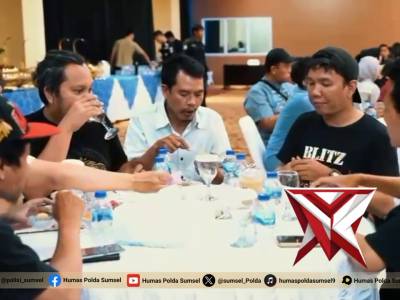 *Gelar Buka Puasa Bersama Awak Media, Kapolda Sumsel Tegaskan Kemitraan Strategis*

Palembang - Kapo