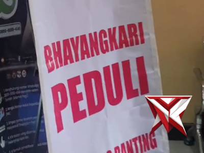 PEMBAGIAN TAKJIL POLSEK KEREK - PoliceTube