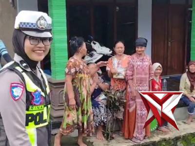 Jumat berkah - PoliceTube