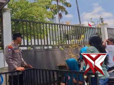 PATROLI POLSEK BANGSALSARI - PoliceTube