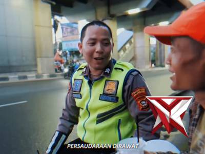 Kepala Kepolisian Daerah Sumatera Selatan Beserta Staff dan Jajaran Serta Bhayangkari Mengucapkan