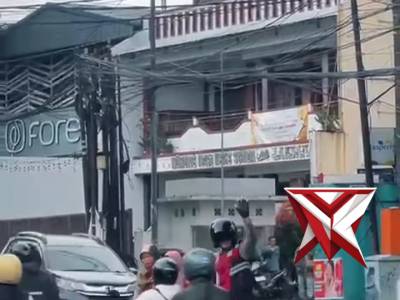 Personel Samapta Polres Cimahi yang dipimpin oleh Kasat Samapta - AKP TAUFIK, S.H. melaksanakan Peng