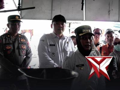 Satgas Pangan Polres Mojokerto Kota Bersama Pemerintah Daerah Sidak Produk Makanan Dan Minuman