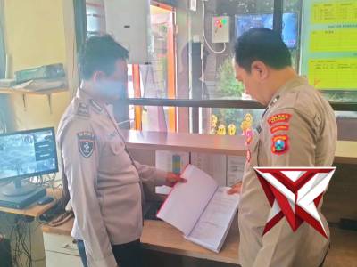 Serah terima piket penjagaan