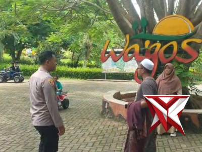 Anggota Polsek Ujungpangkah Beri Himbauan Kamtibmas di Tempat Wisata