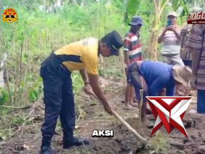 Semangat Gotong Royong Polsek Masalembu Bersama Masyarakat