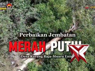 Polres Muara Enim Perbaiki Jembatan Penghubung Antar Kampung di Desa Karang Raja