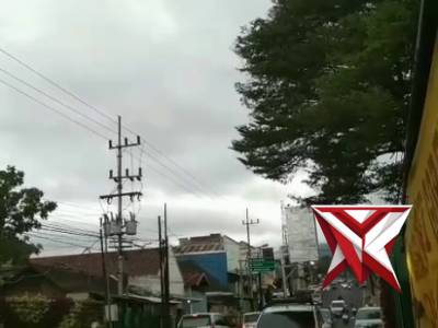 Tetap stand by di jalur