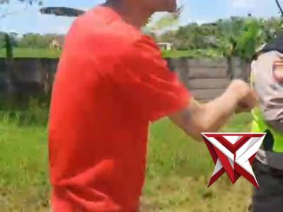 Gerak Cepat Pamatwil 3 Polres Sragen, Pemudik Pecah Ban Berhasil Ditangani di Tengah arus mudik