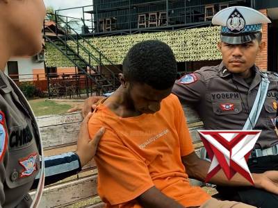 Putus Cinta itu tra Sakit Yang Sakit itu Jatuh ke Aspal