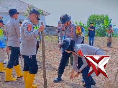 Kegiatan penanaman Jagung Kuartal 1 Tahun 2026 Polsek Belitang III