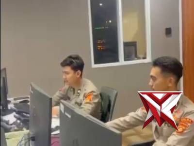 Pemudik Asal Jambi Tersesat di Muba, Polisi Gerak Cepat Berikan Bantuan Arah

Musi Banyuasin &ndash; Respo