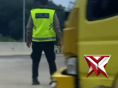 Situasi terkini jalan lintas timur palembang jambi km.220 pada minggu 29 maret 2026 terpantau ramai - PoliceTube