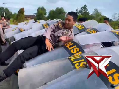 Latihan Dalmas Ditsamapta Polda Kaltara Guna Meningkatkan Kemampuan Dalam Hadapi Potensi Gangguan