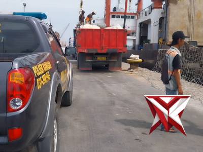 Patroli Harkamtibmas berikan himbauan kepada pekerja - PoliceTube
