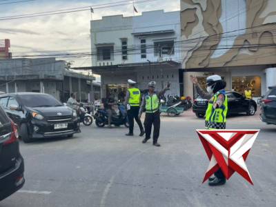 GATUR LALIN - PoliceTube