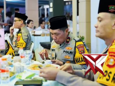 Kapolda Sumsel Puji Dedikasi Brimob: Jaga Kamtibmas hingga Bantu Korban Bencana di Sumatera